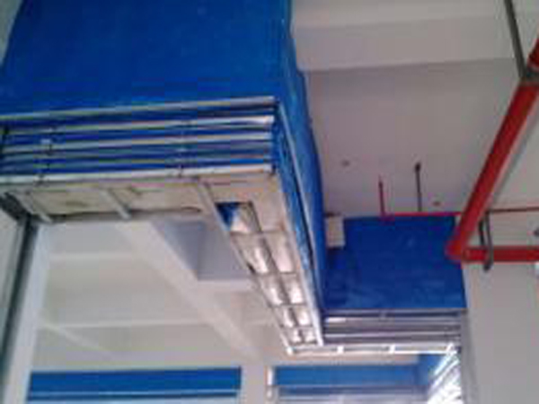 雙軌無(wú)機(jī)纖維特級(jí)防火卷簾折疊式