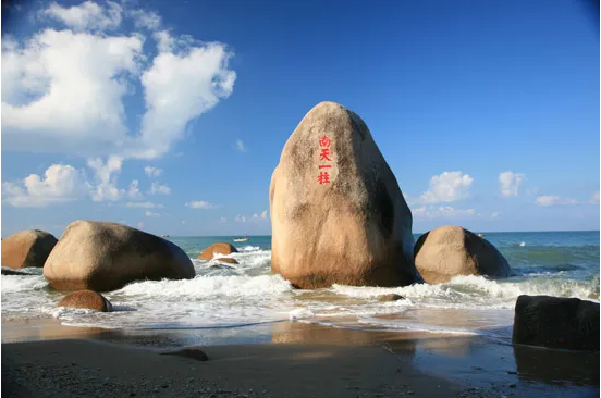 化身藍(lán)海衛(wèi)士，守護(hù)三亞海濱丨米蘭·(milan)中國官方網(wǎng)站環(huán)境首個“海域保潔”項目正式簽約進(jìn)場